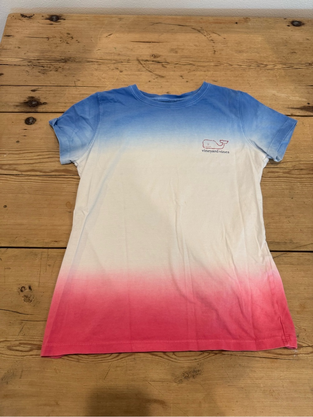 Vineyard Vines Ombre Crewneck Tee - Blue, White, Red size small